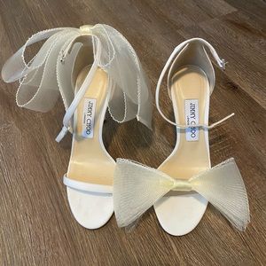 Jimmy Choo Aveline White Bow 37.5 - worn once!